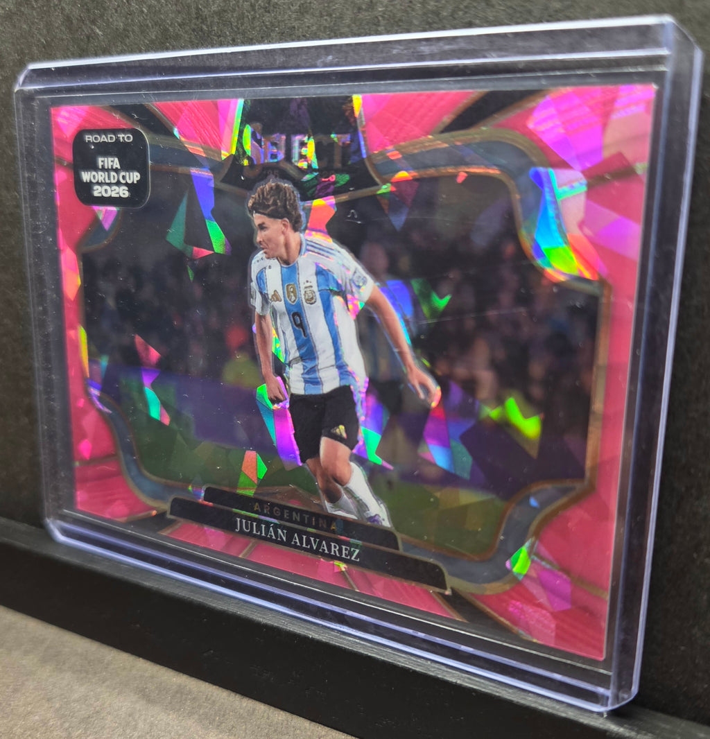 Argentina FIFA 15-Card Premium Lot – Messi, Romero /315, Alvarez, Paz Prizm